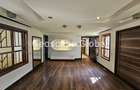 4 Bed Apartment with En Suite in Riverside - 10