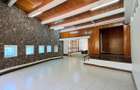 300 m² Commercial Property with Service Charge Included in Westlands Area - 11
