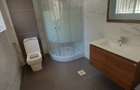 4 Bed House with Garden in Lavington - 4