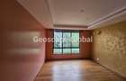 5 Bed Townhouse with En Suite in Lavington - 4