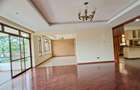 5 Bed House with En Suite in Lavington - 5