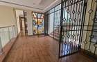 5 Bed House with En Suite in Runda - 10