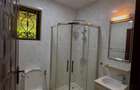 5 Bed Townhouse with En Suite at Othaya Road - 8