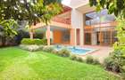 5 Bed Townhouse with En Suite at Lavington Green - 1