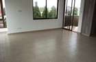4 Bed Townhouse with Garden at Links Road - 6