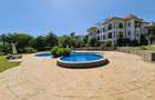 Serviced 3 Bed Apartment with En Suite at Nyali Mombasa - 4