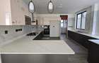 5 Bed Villa with En Suite at Apple Cross - 11