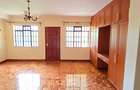4 Bed Townhouse with En Suite at Convent Drive - 9