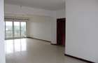 4 Bed Apartment with En Suite in Parklands - 5