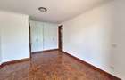 4 Bed Townhouse with En Suite at Rossylin Heights - 16
