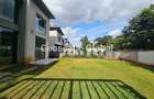 5 Bed House with En Suite in Runda - 3