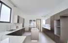 5 Bed Townhouse with En Suite at Lavington Green - 16