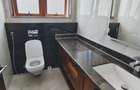 6 Bed Villa with En Suite in Lavington - 5