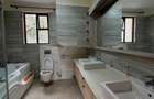 5 Bed Townhouse with En Suite in Lavington - 10