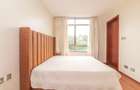3 Bed Apartment with En Suite at 6Th Parklands Avenue - 16