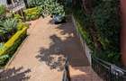 Furnished 1 Bed Apartment with En Suite at Cactus Street - 10