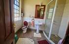 5 Bed House with En Suite in Runda - 6