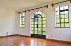4 Bed Townhouse with En Suite in Kitisuru - 8