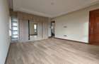4 Bed House with En Suite in Runda - 16