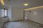 5 Bed Townhouse with En Suite in Lavington - 16