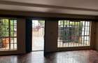 4 Bed Townhouse with En Suite at Matundu Lane - 13
