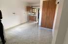Studio Apartment with En Suite in Membley - 3