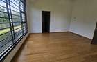 4 Bed Townhouse with En Suite in Ridgeways - 20