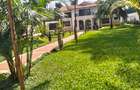 7 Bed House with En Suite in Runda - 20