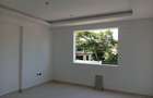 3 Bed Apartment with En Suite at Moyne Drive - 6
