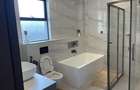 4 Bed Apartment with En Suite at Parklands - 15