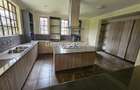 4 Bed House with En Suite in Rosslyn - 12