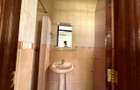 5 Bed Townhouse with En Suite in Lavington - 16