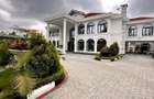 7 Bed House with En Suite at Hardy - 1