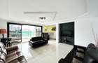 5 Bed Apartment in Parklands - 18