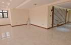 10 Bed House with En Suite in Karen - 6