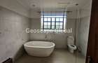 5 Bed Townhouse with En Suite in Lavington - 9
