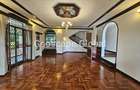 5 Bed House with En Suite in Runda - 4