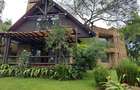 5 Bed House with En Suite at Lake View - 1