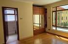 5 Bed Townhouse with En Suite at Lavington Green - 11