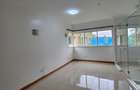 4 Bed Townhouse with En Suite at Riverside Drive - 9