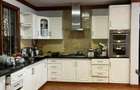 5 Bed Townhouse with Swimming Pool in Spring Valley - 3
