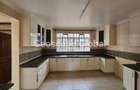 5 Bed Townhouse with En Suite in Lavington - 9