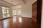 5 Bed Townhouse with En Suite in Lavington - 10