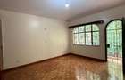 5 Bed Townhouse with En Suite at Riverside Drive - 9