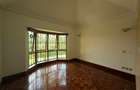 5 Bed Townhouse with En Suite in Runda - 14