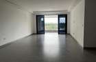 4 Bed Apartment with En Suite at Riverside Drive - 10