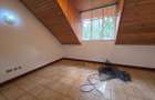 5 Bed Townhouse with Staff Quarters in Rosslyn - 16
