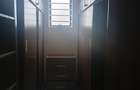 5 Bed House with En Suite in Garden Estate - 9