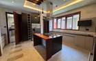 5 Bed Villa with En Suite in Runda - 5