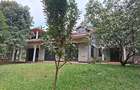5 Bed Townhouse with En Suite at - 3